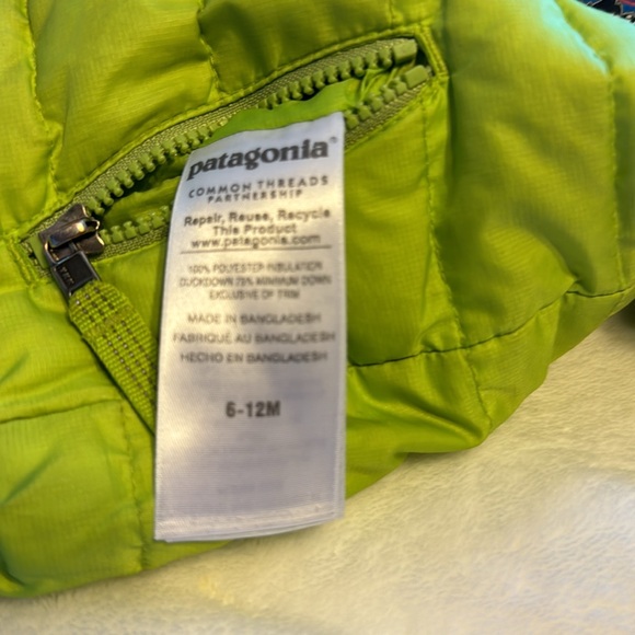 Patagonia Baby Reversible Down Sweater Hoody Insulated Jacket   6-12 monts - Picture 3 of 12